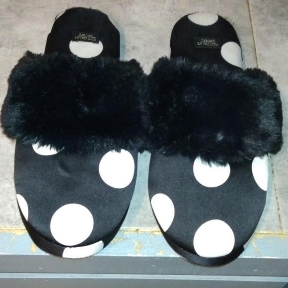 Victoria's Secret Shoes - VICTORIA S SECRET size 6 pantuflas